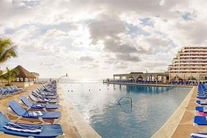 Crown Paradise Cancun All-Inclusive Beach Resort